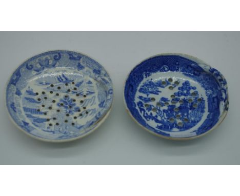 Two Spode Chinoiserie pattern strainers 8.5cm diameter approx., one with hairline to rim. One with printed SPODE mark
