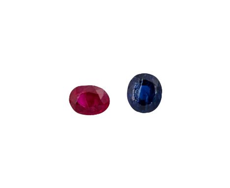 Konvolut 2 Korunde aus Burma Rubin von 1,06 ct (Hitze behandelt) + Saphir von 1,29 ct. Rubin im guten Zustand, Saphir mit Aus