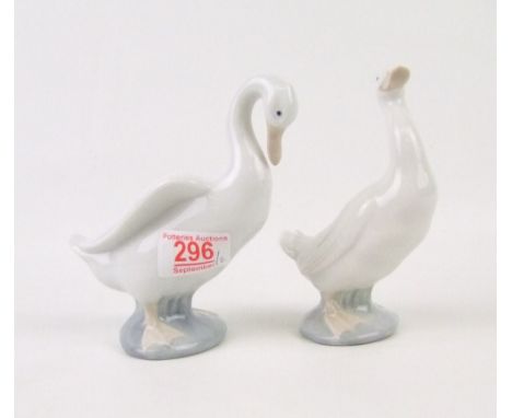 Boxed Nao Figures of Swan &amp; Goose: height of tallest 14cm 