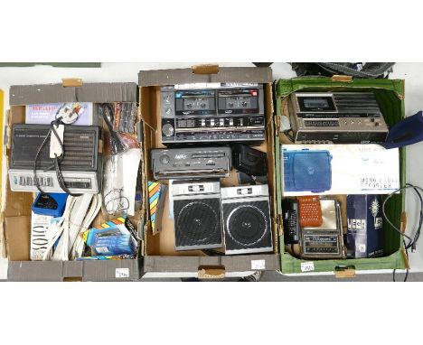 A mixed collection of Electronic Item to include: Goldstar Mini Ghetto Blaster, Cassette Decks, Porable Radios etc (3 trays) 