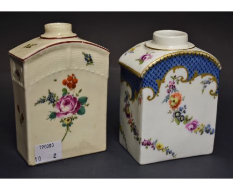 A late 18th/early 19th century German tea canister, painted with flower garlands under a blue scale border, 10cm high, gilder