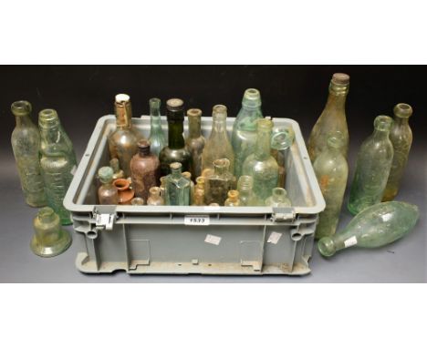 Glass Bottles - HC Stephens, London; R Whites; Offilers; Brunt and Bucknall, Burton on Trent; Kidger and Co.; Ragg, Derby; ot