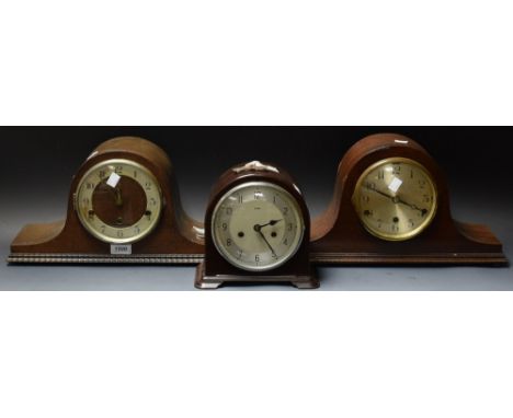 An Enfield bakelite mantel clock; an Anvil Napoleon hat mantel clock; etc (3)