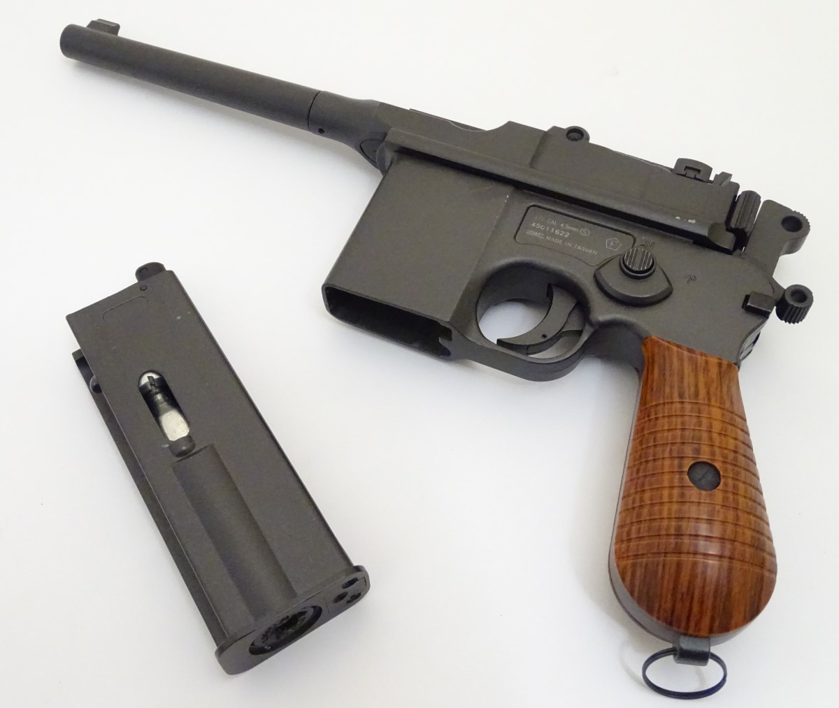 Airgun a boxed Umarex 'Broomhandle Mauser C96' Co2 .177 (4.5mm) BB air