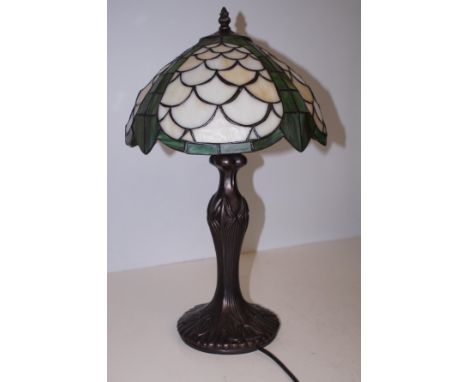 Tiffany Style Table Lamp