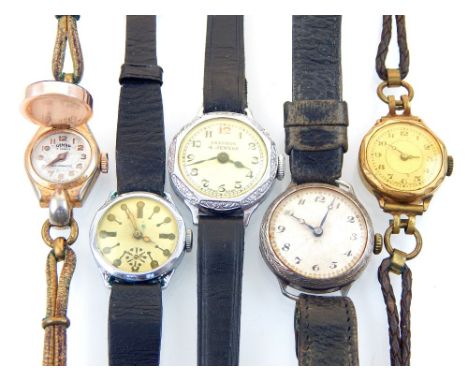Early 20th century ladies silver wristwatch, 15 jewel Swiss movement, engine turned dial with Arabic numerals, a ladies Samba