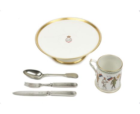 18th Hussars and Dorset Yeomanry: a small quantity of items, comprising: a porcelain cake stand with the badge of the 18th Hu