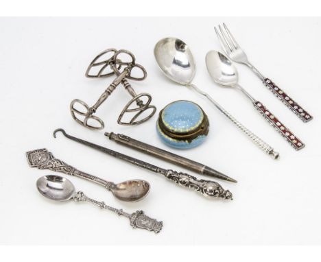 A small group of silver and other collectables, including a white metal and enamelled small fork and spoon, a Russian spoon, 