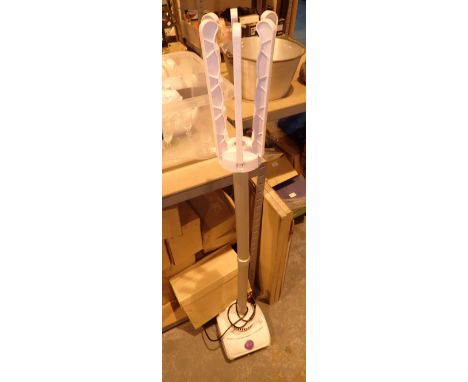 New indoor electric clothes airer CONDITION REPORT: All electrical items in this lot have been PAT tested for safety and have