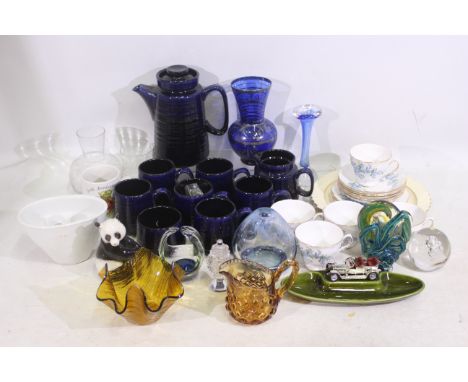 Royal Osborne, Royal Ivory, Other - A collection of regular/coloured glass and ceramics - Lot includes studio pottery dark bl