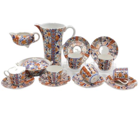 A mid 20thC Japanese Imari tea set and jug, comprising six tea cups, six saucers, milk jug, sucrier, and jug, all with tradit