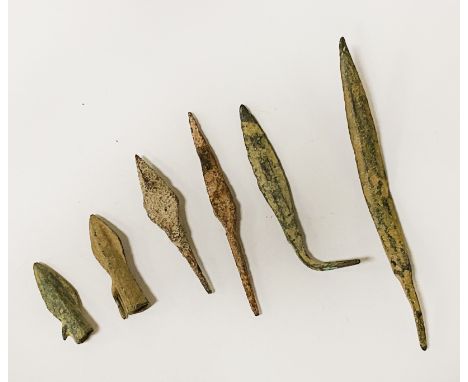 COLLECTION OF ROMAN ARROW HEADS