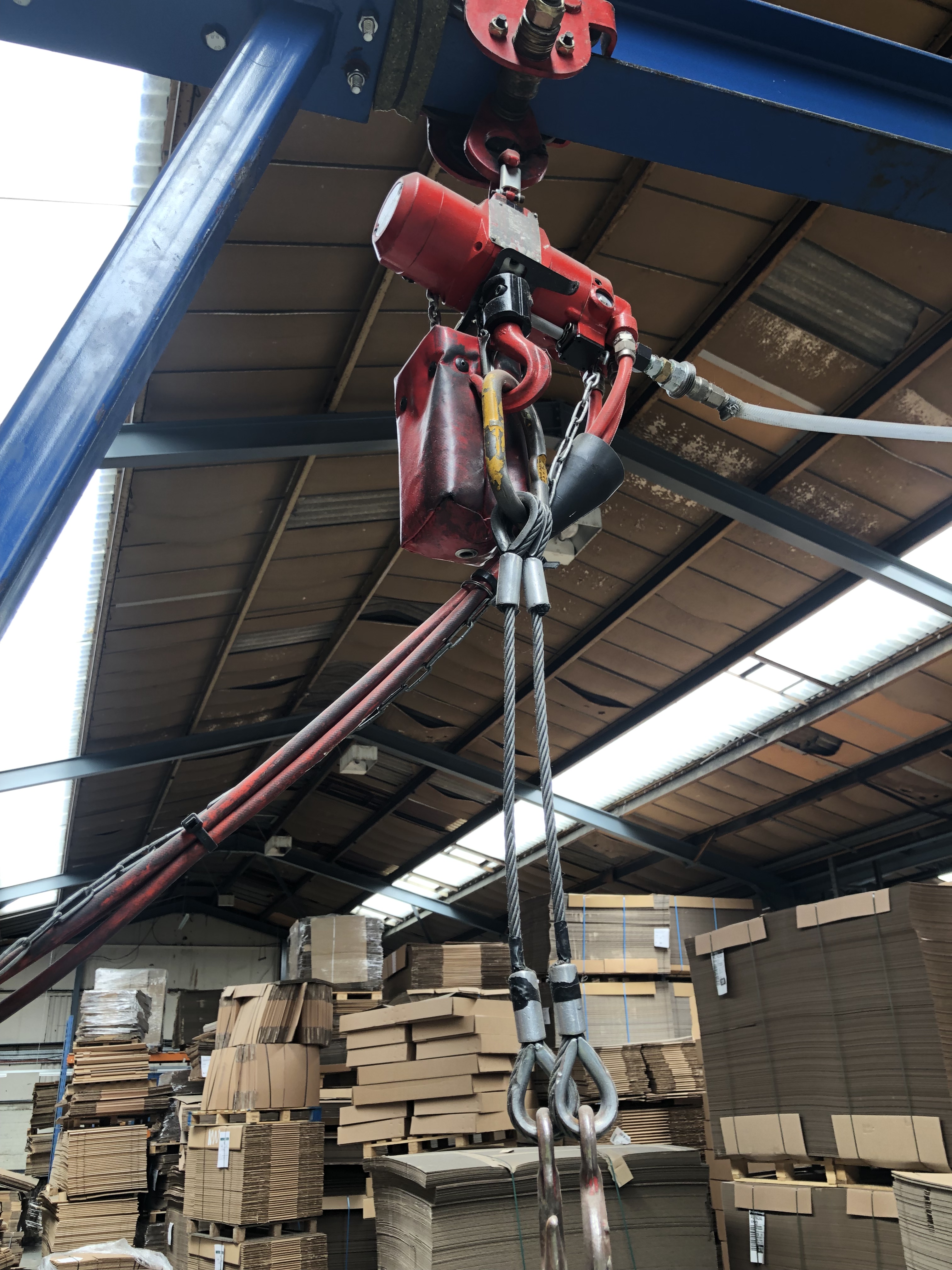 Mobile AFrame Lifting Gantry, with lifting hoist and pendant control