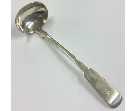 ABERDEEN: A large Scottish silver toddy ladle. Circa 1800. Approx. 40 grams. Est. £80 - £120.
