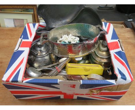 PARCEL OF SILVER PLATEDWARE, FLATWARE, PEWTER ETC ALSO COSTUME JEWELLERY 