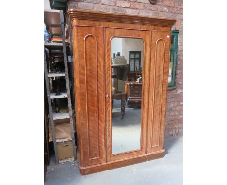 VICTORIAN MAHOGANY MIRROR FRONTED WARDROBE 