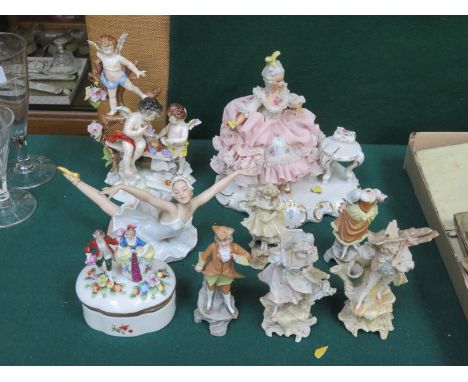 MIXED LOT OF VARIOUS CONTINENTAL CERAMIC FIGURES AND VIENNA STORAGE POT (SOME AT FAULT) 