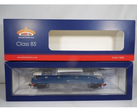 Model Railways - a Bachmann OO gauge Class 85 electric in original mint box #31-676, loco also mint. Estimate £40 - £60