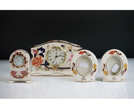 Masons Ironstone ' Mandalay ' pattern mantel clock together with a pair of Masons ' Brown Velvet ' small photograph frames (1
