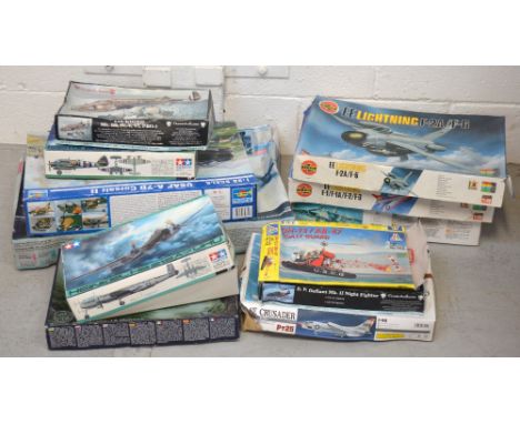 A very large quantity of boxed unbuilt scale model aircraft to include Airfix. CONDITION REPORT Approximately 35 sets in the 