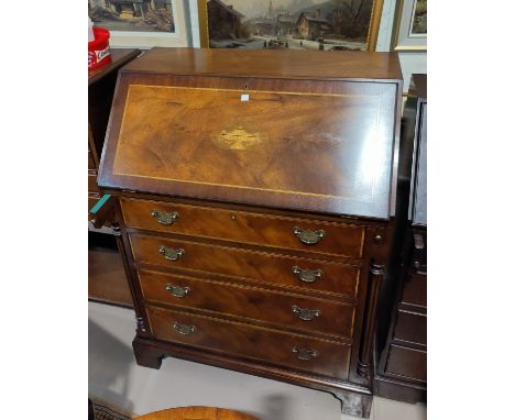 A Georgian style crossbanded mahogany fall front bureau with Sheraton style inlay, 4 drawers, on bracket feet, width 77 cm 