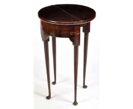 A small Georgian style mahogany turnover top occasional table, the double hinged top opening to reveal a compartment under, r