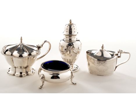 A George V mustard pot, by Synyer & Beddows, Birmingham 1920, shaped circular with fluted sides and cover, blue glass liner, 