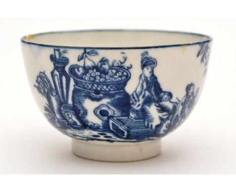 Caughley blue and white printed tea bowl, with 'Mother and Child' pattern, late 18th Century, diameter 7.7cms.