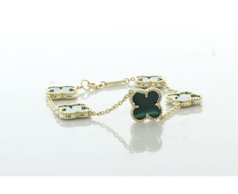 9ct yellow gold and malachite bracelet. Five mother-of-pearl Alhambra charms, link chain. Bracelet length 7 1/2 inch. Item Sp