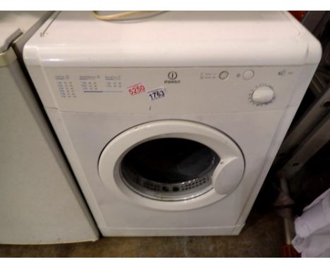 Indesit 1560V 6Kg washing machine. All electrical items in this lot have been PAT tested for safety and have passed. This doe