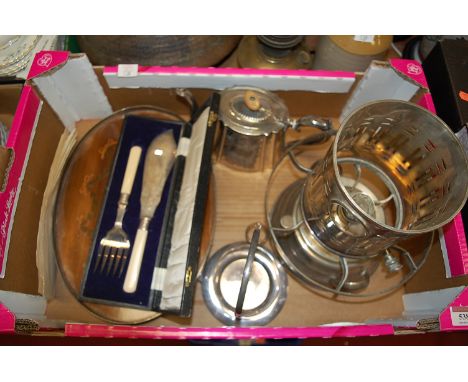 Mixed lot, to include late Victorian silver plated teapot, plated and marquetry gallery tray, cased pair of fish servers etc