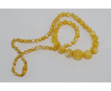Vintage yellow shell necklace
