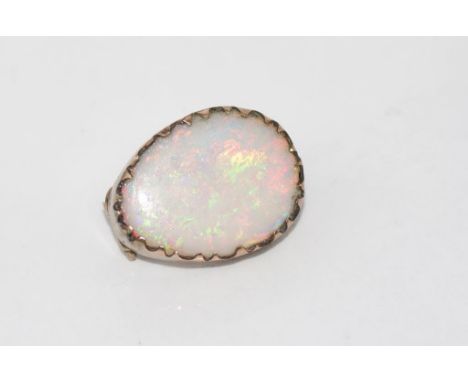 Antique 9ct gold brooch with solid Aust. opal