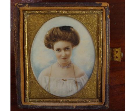 Victorian hand embellisher ambrotype portrait of a lady, 9.5 x 8.5cm approx