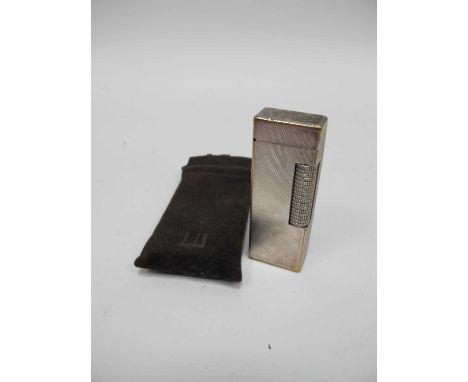 A Vintage Dunhill Rollagas Lighter, 6.5cm.