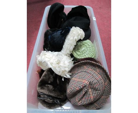 Thirteen Vintage Ladies Hats, including 1950's velvet and feather hats, trilby, pill box, 1940's felt, etc:- One Box
