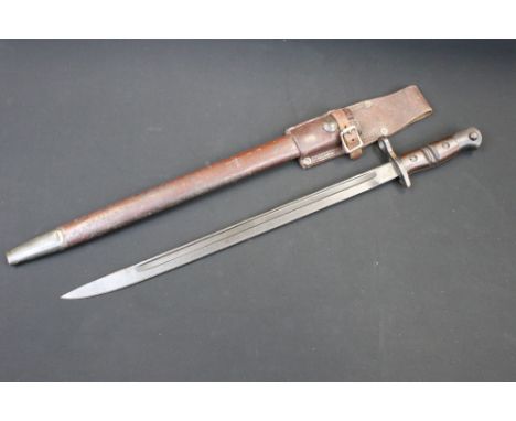 A British World War One P1913 pattern bayonet for the Lee Enfield .303 rifle by Remington, compete with scabbard and leather 