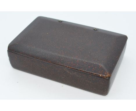 Lacquer snuff box 