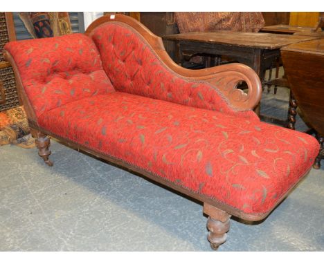 Button back chaise longue