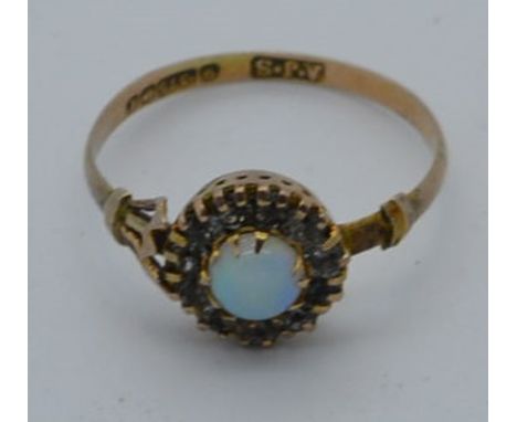 9ct Circular opal & white stone ring 