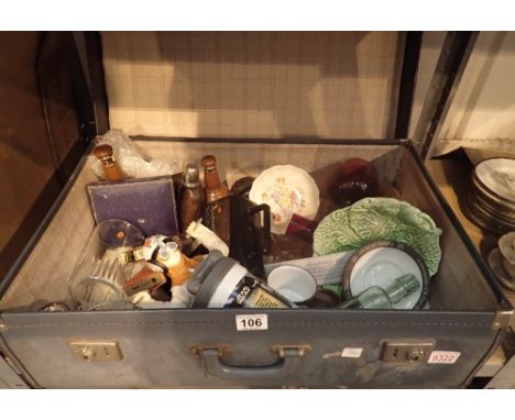 Vintage suitcase of mixed collectables 
