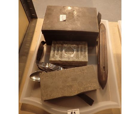 Tray of collectable items including boxes and a shuttle 