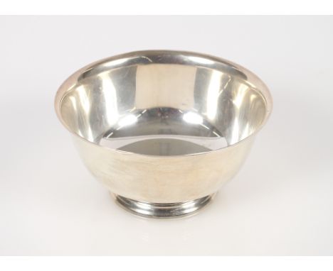 A Boardman Sterling baluster bowl, by Paul Revere 15.5cm dia., 232.3gms