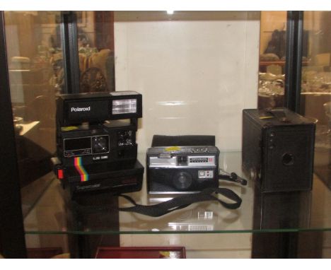 POLAROID SUPERCOLOR 635CL CAMERA, INSTAMATIC CAMERA, BOX BROWNIE CAMERA