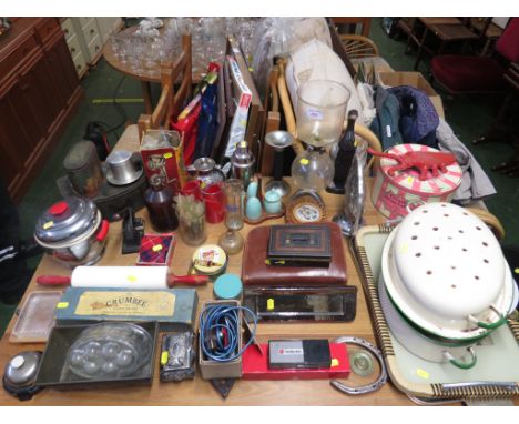 VINTAGE HOMEWARE, ICE BUCKETS, TINS, JELLY MOULD, COCKTAIL SHAKER ETC **MINI IRON IS SOLD AS ANTIQUE ITEM ONLY, DO NOT USE EL
