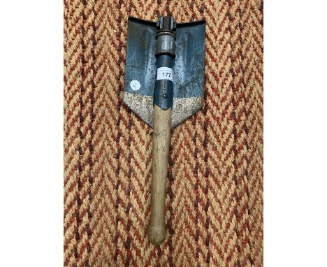 A GERMAN  STAHL ENTRENCHING TOOL 