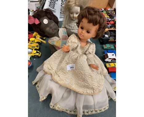 THREE VINTAGE DOLLS 