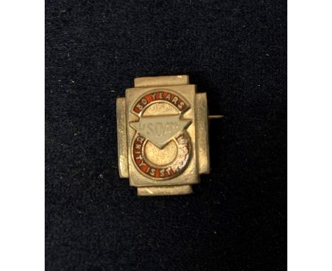 VINTAGE BIRMINGHAM ENAMELLED SILVER 'USDAW' BADGE FOR 30 YEARS UTILITY STRENCTH TOTAL GROSS WEIGHT 4 GRAMS 