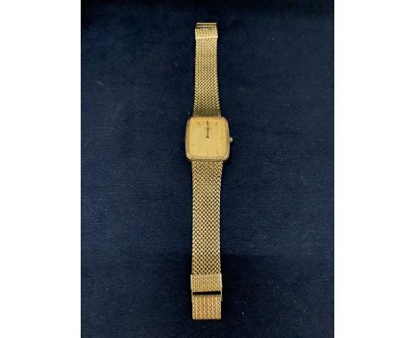 A VINTAGE SEIKO WRSITWATCH (NEEDS BATTERY) 