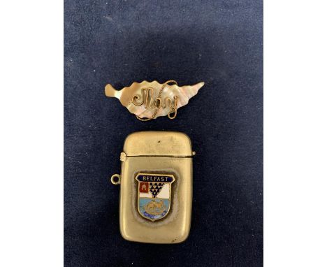 SILVER PLATED VESTA CASE WITH BELFAST ENAMEL EMBLEM AND A 'MARY' YELLOW METAL WIRE BROOCH 